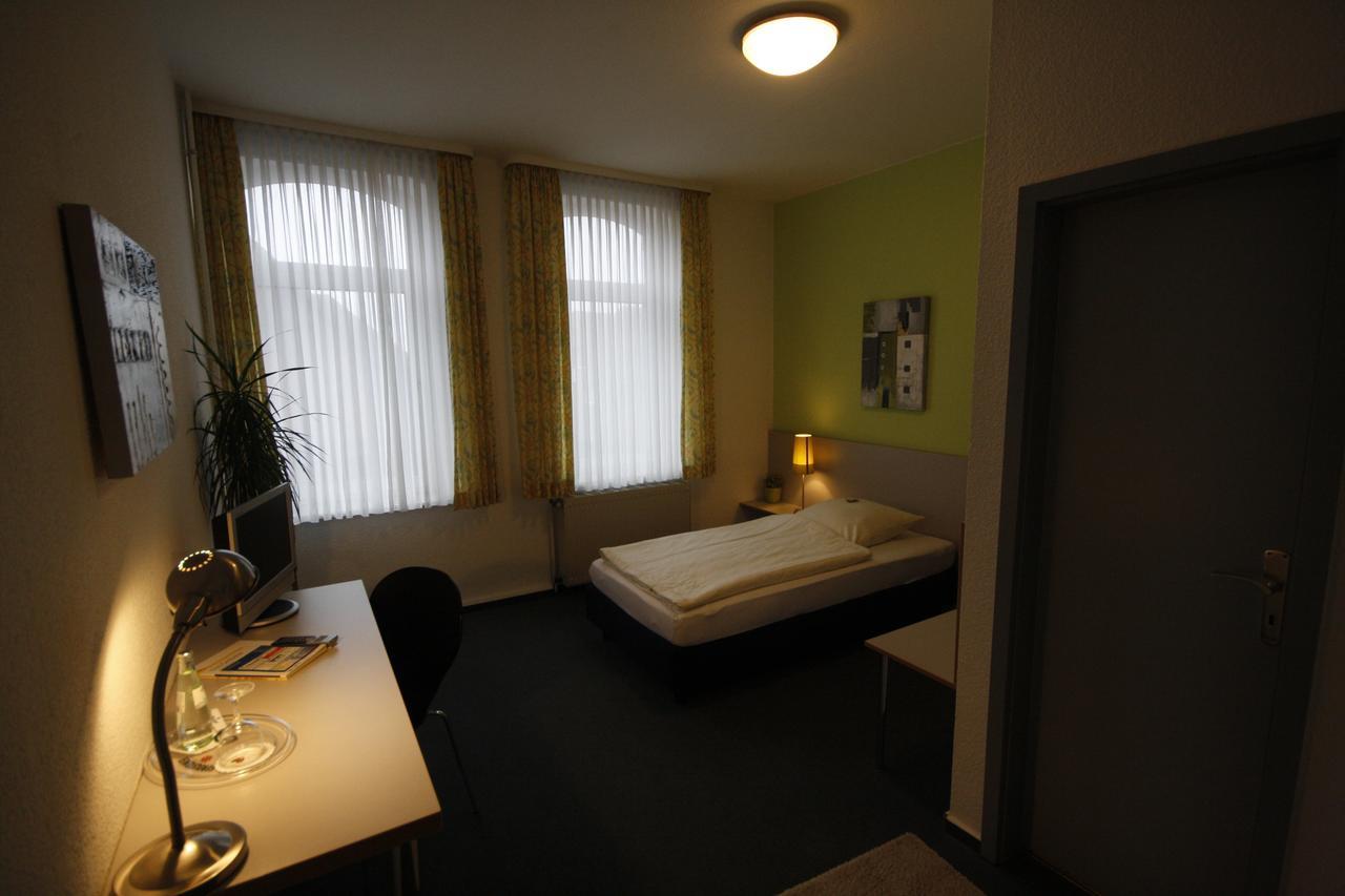 Hotel-Gaststatte Mutter Buermann Hemmingen  Luaran gambar
