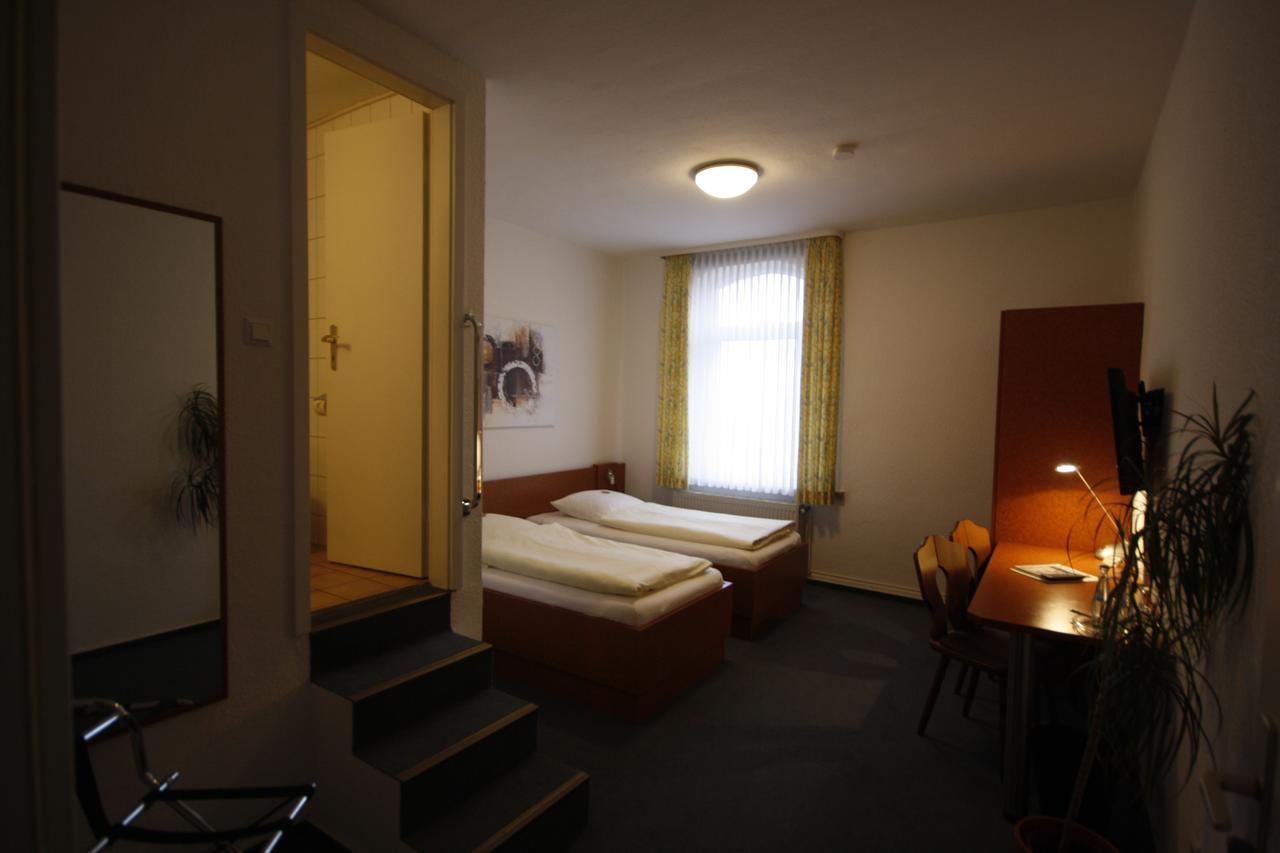 Hotel-Gaststatte Mutter Buermann Hemmingen  Luaran gambar
